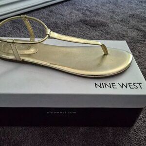 Nine West: Gold Sandals Never Worn in Original Box Size 11